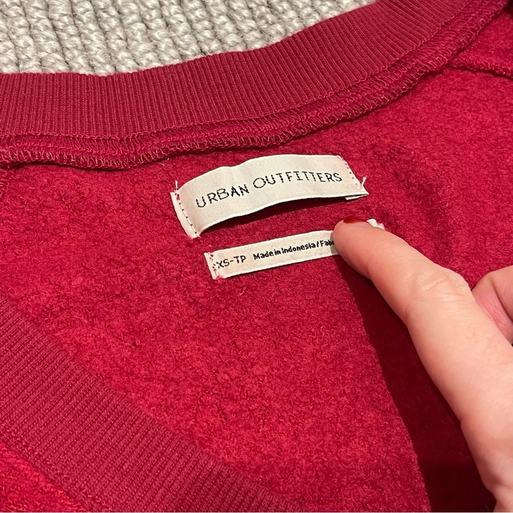 Urban Outfitters UO Lilith Pullover in Red (S) - Picture 3 of 6